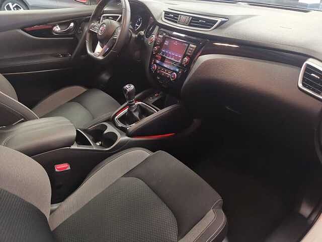 Nissan Qashqai Qashqai N-Connecta (EURO 6d-TEMP) 2018