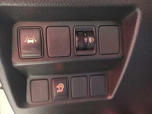 Nissan Qashqai Qashqai N-Connecta (EURO 6d-TEMP) 2018