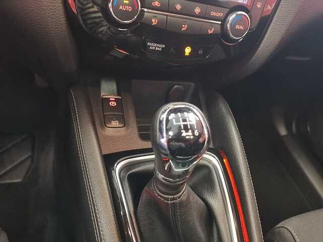 Nissan Qashqai Qashqai N-Connecta (EURO 6d-TEMP) 2018