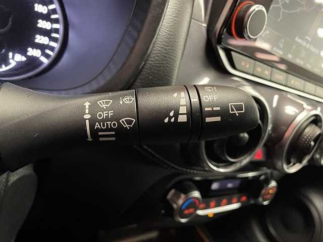 Nissan JUKE 1.0 DIG-T N-CONNECTA 114CV E6D-FULL DCT JUKE 1.0 DIG-T N-CONNECTA 114CV E6D-FULL DCT
