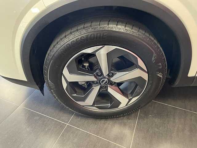 Nissan MY21 QASHQAI 1.3DIG-T 160CV MHEV N-CONNECTA CVT MY21 QASHQAI 1.3DIG-T 160CV mHEV N-CONNECTA CVT