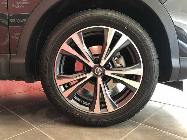 Nissan MY17 QASHQAI 1.3DIG-T 140CV N-CONNECTA MY17 QASHQAI 1.3DIG-T 140CV N-CONNECTA