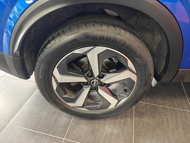 Nissan QASHQAI 1.3DIG-T 140CV MHEV N-CONNECTA QASHQAI 1.3DIG-T 140CV mHEV N-CONNECTA
