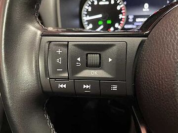 Nissan Qashqai Qashqai MHEV Acenta 2021 Midnight black con techo Skyli