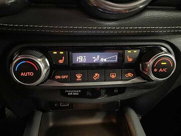 Nissan Juke Juke Tekna 2019 Burgundy (metalizado) Techo Mi
