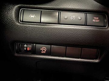 Nissan NUEVO JUKE 1.0DIG-T 117CV N-CONNECTA NUEVO JUKE 1.0DIG-T 117CV N-CONNECTA SKYLINE GREY