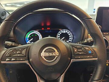 Nissan NUEVO JUKE 1.6 HYBRID 145CV TEKNA NUEVO JUKE 1.6 HYBRID 145CV TEKNA MAGNETIC BLUE
